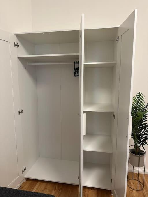 ברלין Modernes 2 Zimmer Apartment מראה חיצוני תמונה